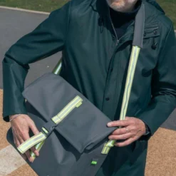 Cartable Porte-bagages Vélo Robin - GoFluo -Vêtements Soldes Magasin cartable porte bagages velo robin gofluo 3