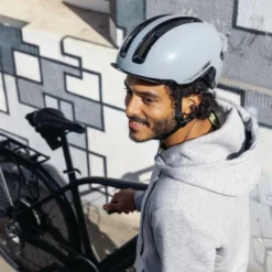 Casque De Vélo Urbain Lumineux Hud-Y ACE - ABUS -Vêtements Soldes Magasin casque de velo urbain lumineux hud y ace abus 3