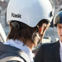 Casque Vélo Urbain Lifestyle Avec Visière - KASK -Vêtements Soldes Magasin casque velo urbain lifestyle avec visiere kask 2