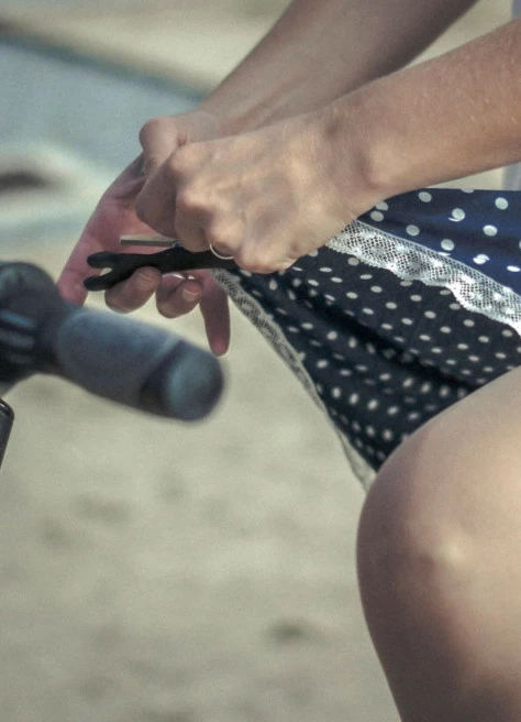 Pince-Jupe Vélo - Poupoupidou 1 Pince-Jupe Vélo - Poupoupidou