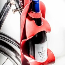 Porte-bouteille Vélo De Vin En Cuir - La Bouclée -Vêtements Soldes Magasin porte bouteille velo de vin en cuir la bouclee 4