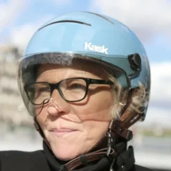 Vêtements Soldes Magasin -Vêtements Soldes Magasin visiere velo urban lifestyle kask 1